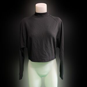 Stylish Black Mock Neck Cropped Sweatshirt